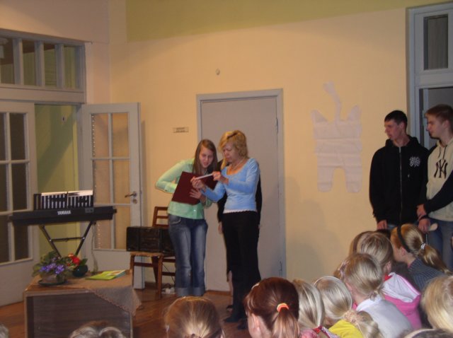 lennaaitablugeda.jpg
